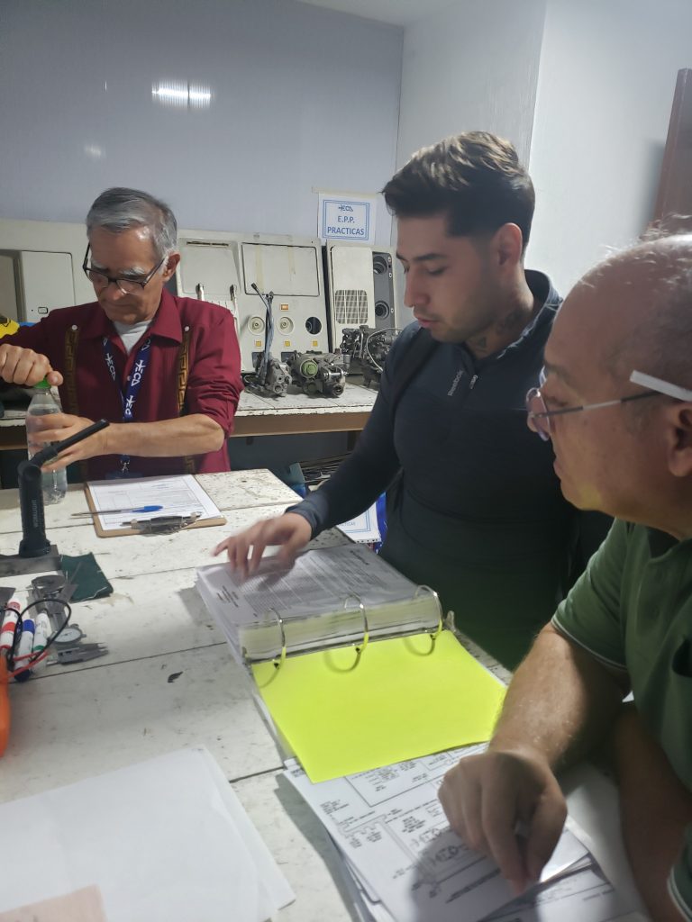Tu carrera en aviación empieza aquí